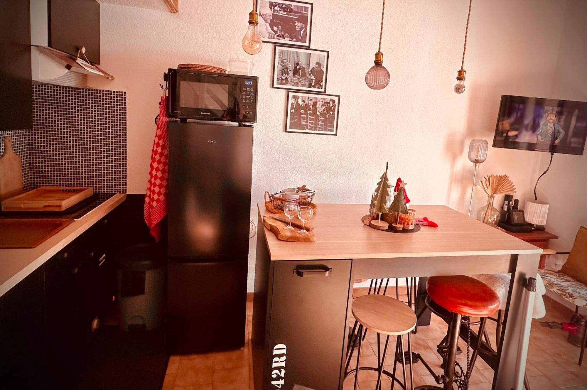 Residence Le Sunset Marseillan-Plage, Entre Mer Et Lagune De Thau, Etape Velo, Famille, Couple, Vrp, Toutou Admis, Jardin, Parking Prive Gratuit, Velos, Clim, Wifi Fibre Gratuite, Commodites, Plage Et Piste Cyclable A Proximite, 6 Couchages Nous Cont Extérieur photo